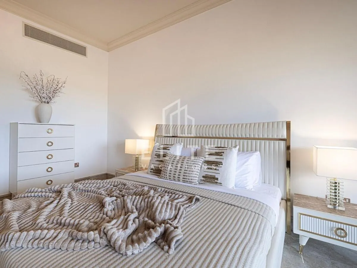 Beach Access 1 Bedroom Palm Jumeirah Haven Dubai United Arab Emirates